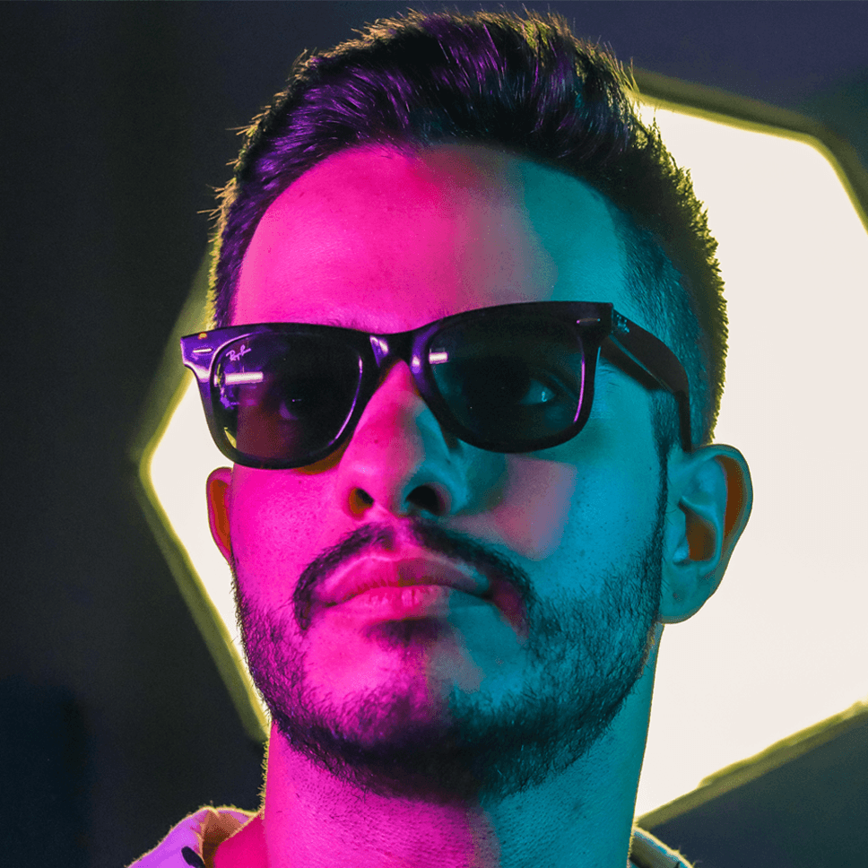 Thi - Fundador e Baterista The Broove